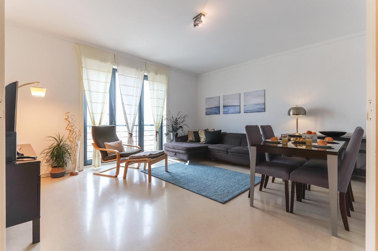 Vita Portucale ! Modern Apartment With Garage Lissabon Buitenkant foto
