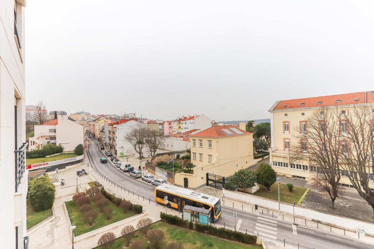 Vita Portucale ! Modern Apartment With Garage Lissabon Buitenkant foto